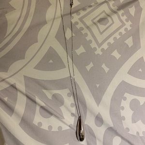 Collier en goutte caroline neron